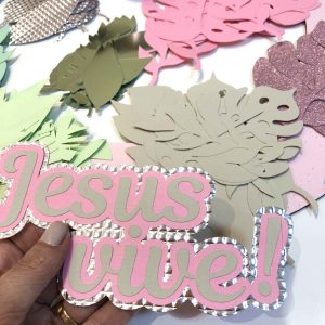 Molde Grátis - Guirlanda de Natal - Folhas+Texto Jesus Vive!