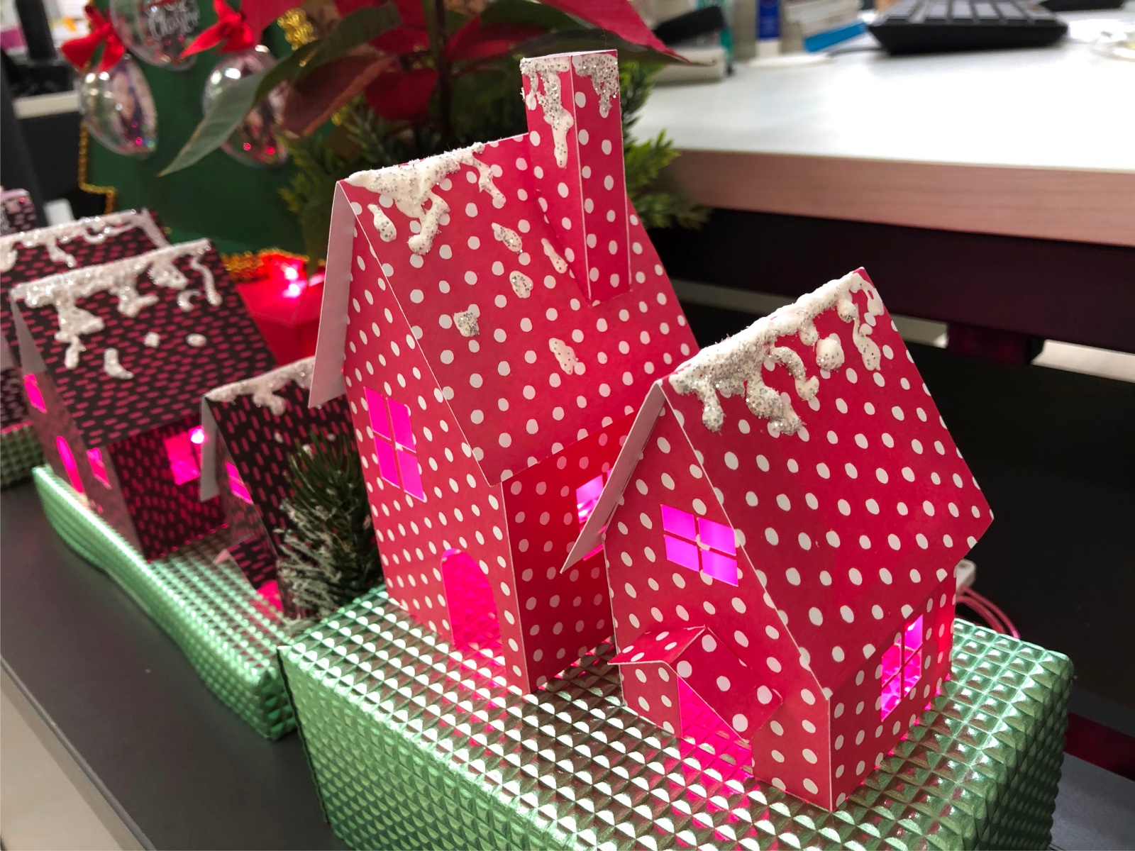 Vila Natalina em A4 - Moldes e Passo a Passo - Imagem 2